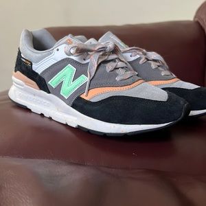 NEW BALANCE SNEAKERS 997H SIZE8